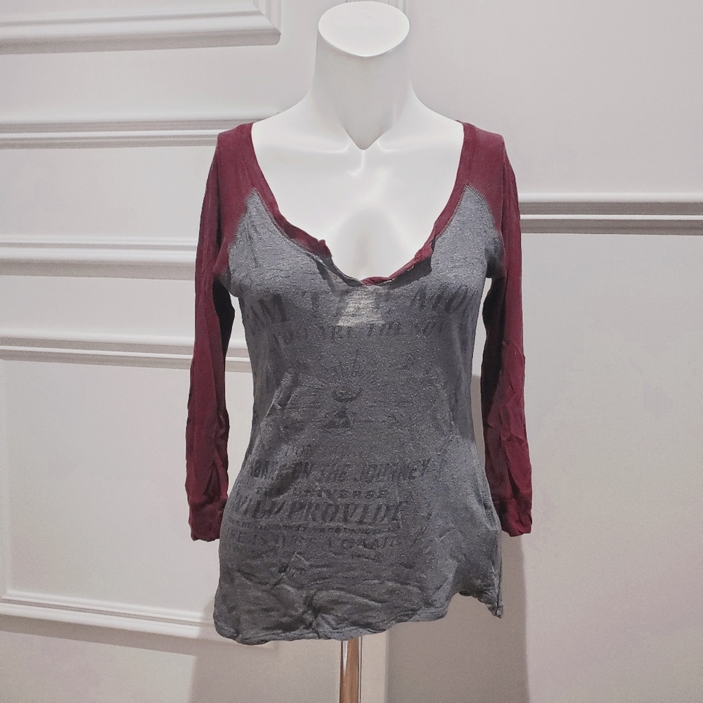 Vintage GAP Burgundy/Gray Long Sleeved Graphic Colour Block Henley